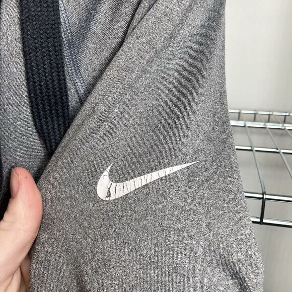 Nike Pro Women's Hyperwarm Dri-Fit Max Fusion Top Size XL Activewear Running Gym - Picture 3 of 12